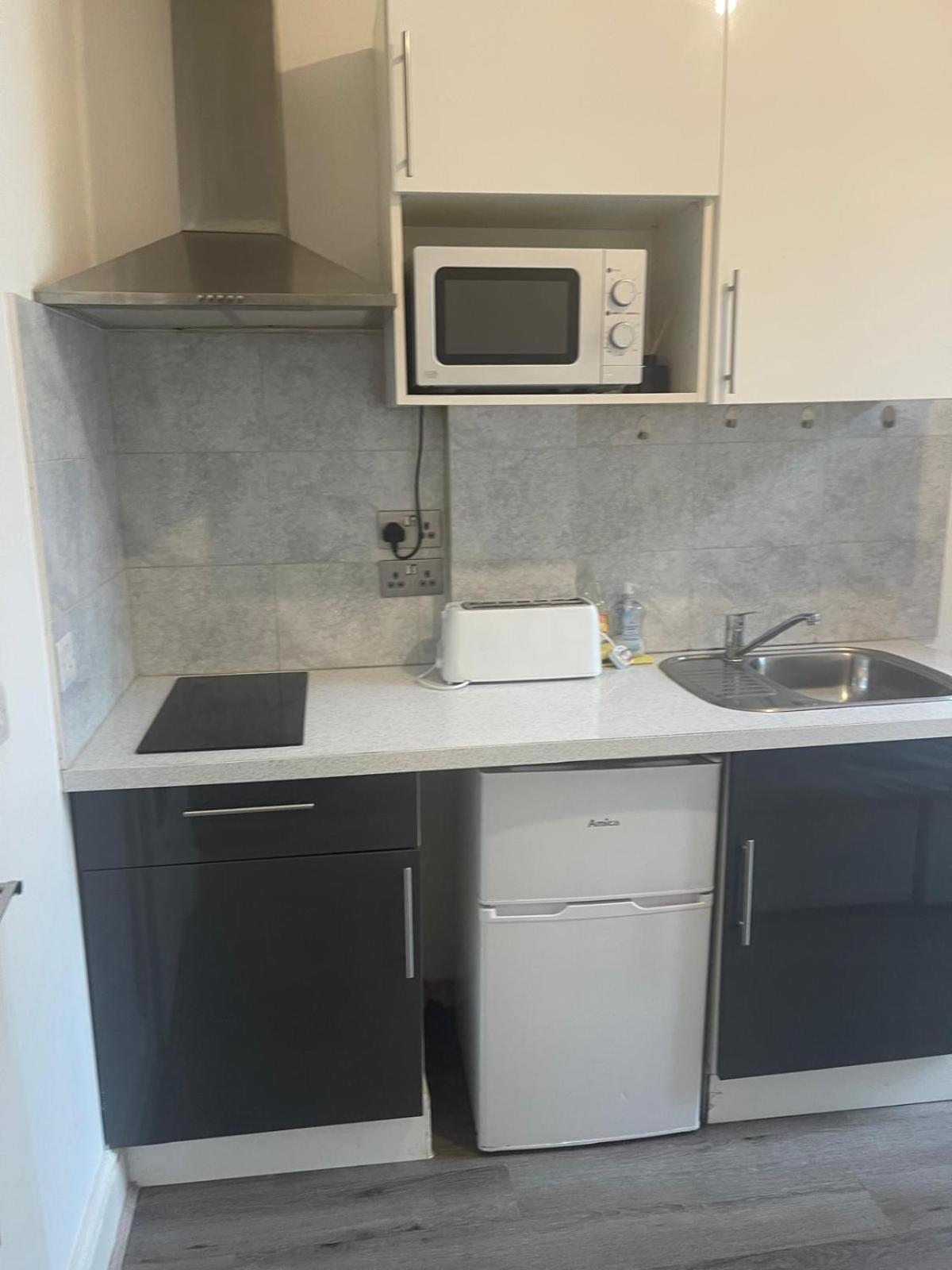 Flat Near Westfield Apartamento